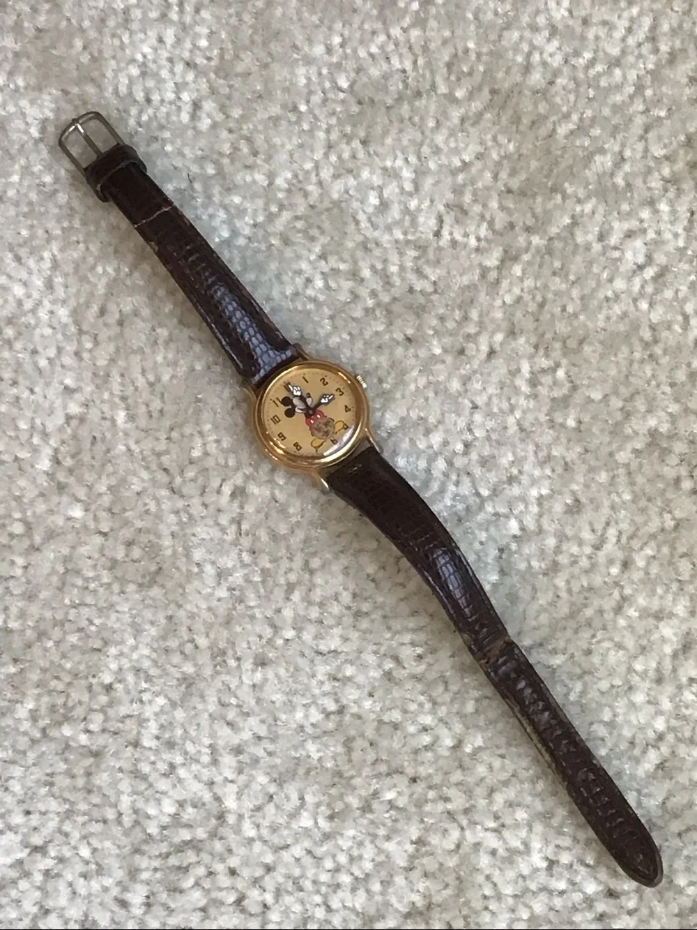 Vintage Lorus Mickey Mouse Watch with Sub-dial V802-0090 RO